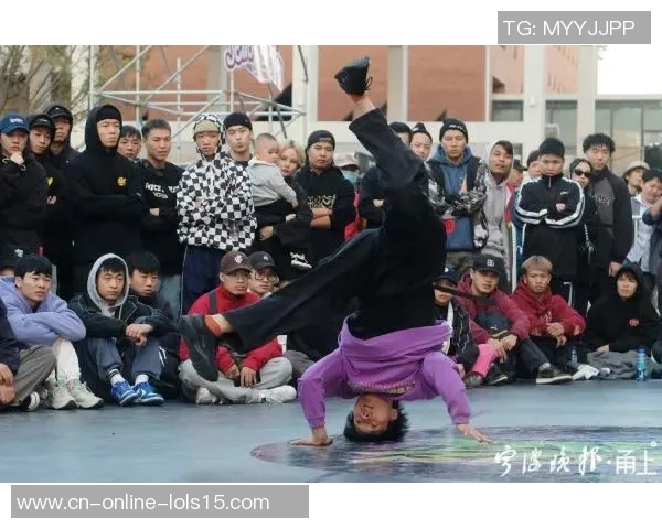 南京攀岩队在世界街舞大赛中的拼搏历程与荣耀时刻